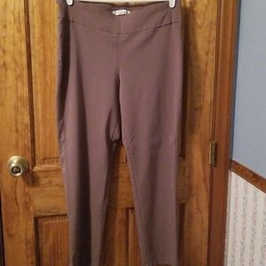 Larry Levine Pull On Dress Skinny Ankle Pants